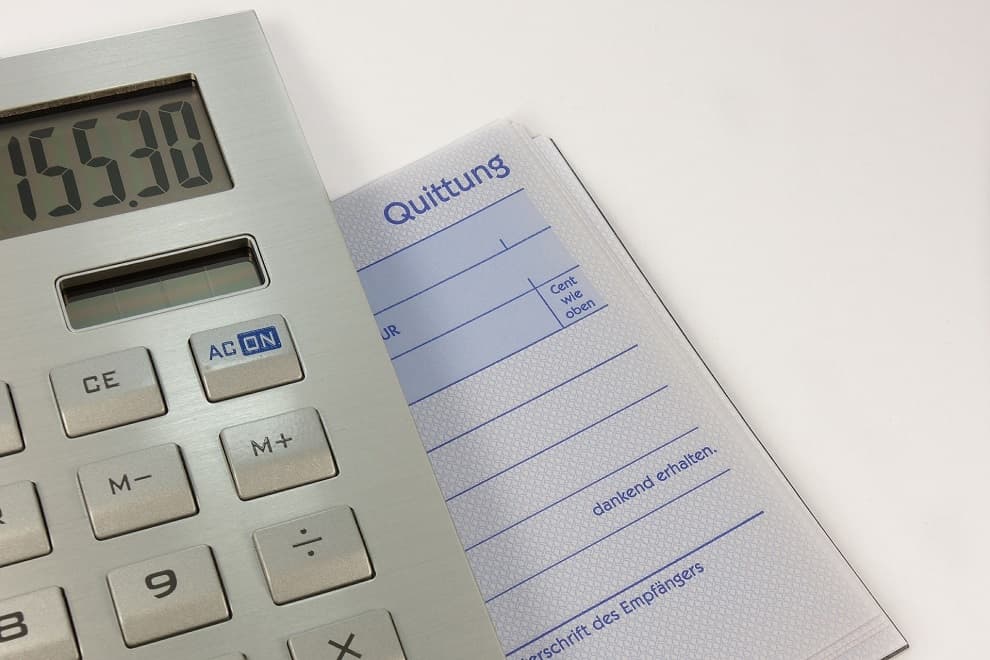calculadora y factura