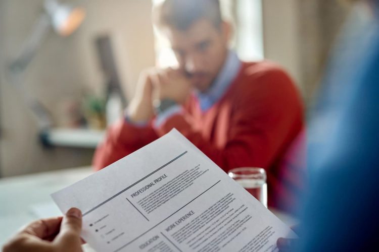 ¿Quién se encarga de pagar la baja laboral? Todo lo que debes saber