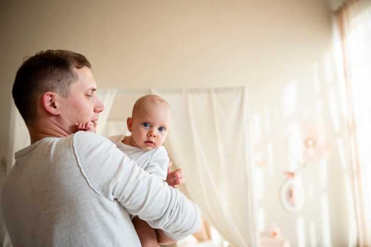 Guía 2024: Todo sobre la baja por paternidad para autónomos